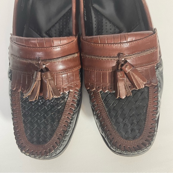 Nunn Bush Slip On Two-Toned Leather black & brown woven toe, kiltie loafer 10.5 main image 10